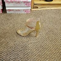 Bridal shoe blues