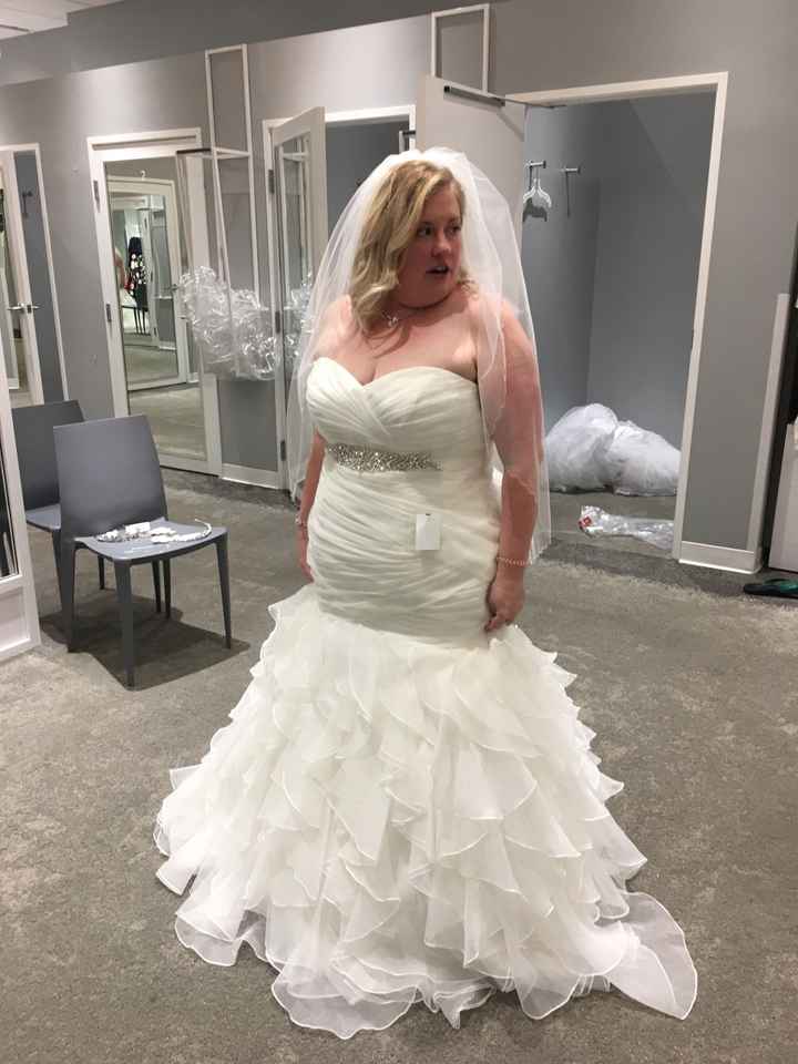 Where are all my “thicker” brides at? - 2