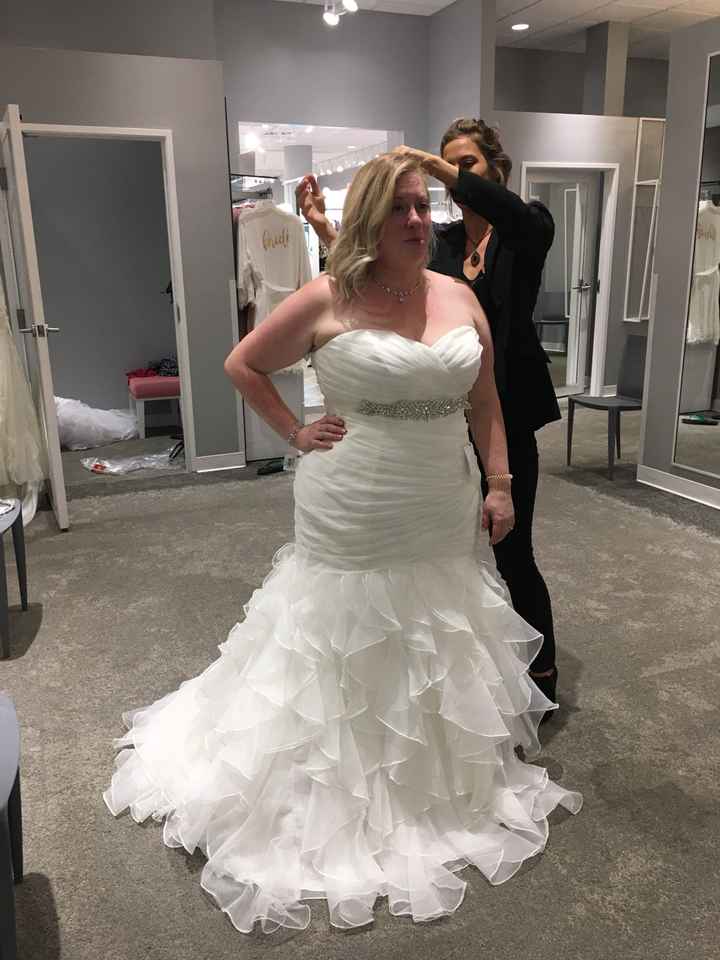 Where are all my “thicker” brides at? - 3