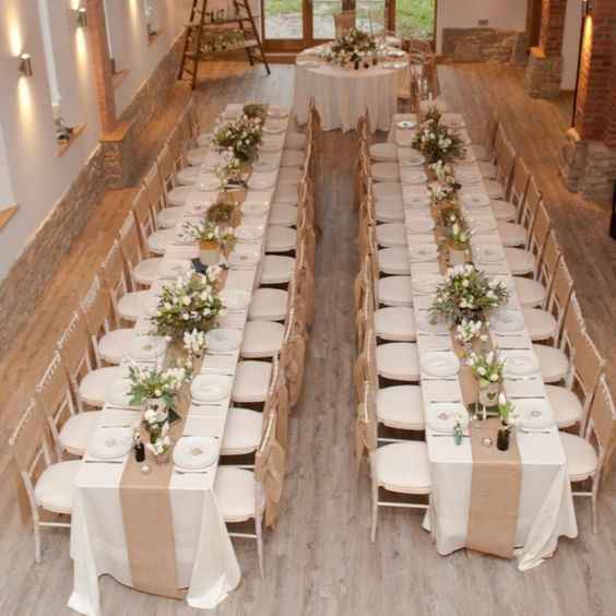 Standard/Table chairs with rustic details