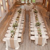 Standard/Table chairs with rustic details