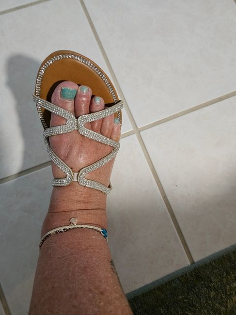 Beach Wedding - Shoes or no shoes? - 1