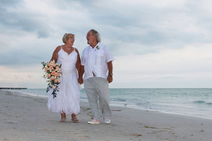 Displaying wedding photos - 1