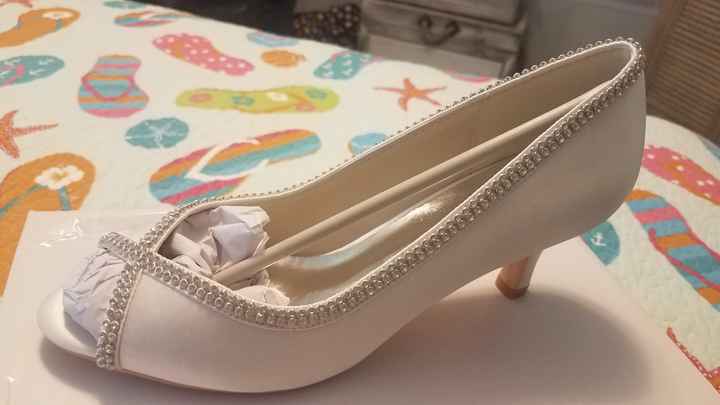 Show me your wedding shoes! - 1
