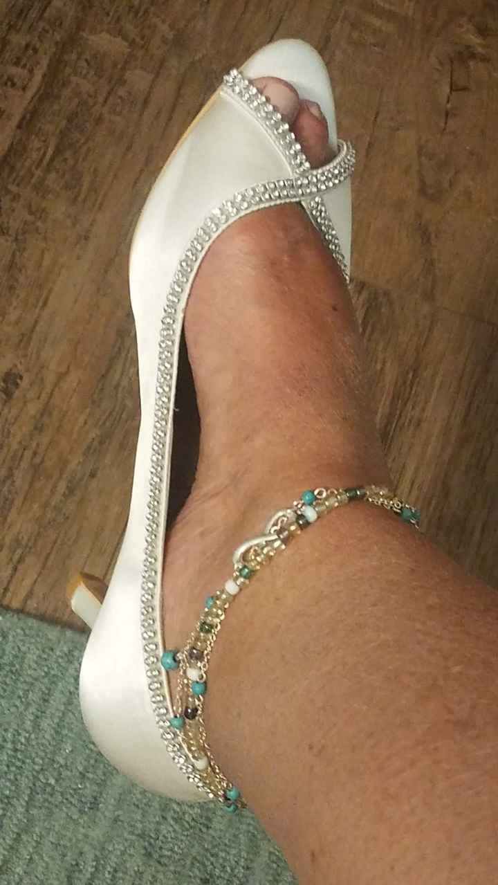 Beach Wedding - Shoes or no shoes? - 2