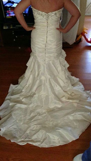 Let's see everyone's dresses