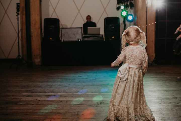 Flower Girl Dancing Machine!!!