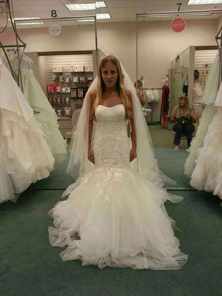 Show me your trumpet/mermaid style dress!!!