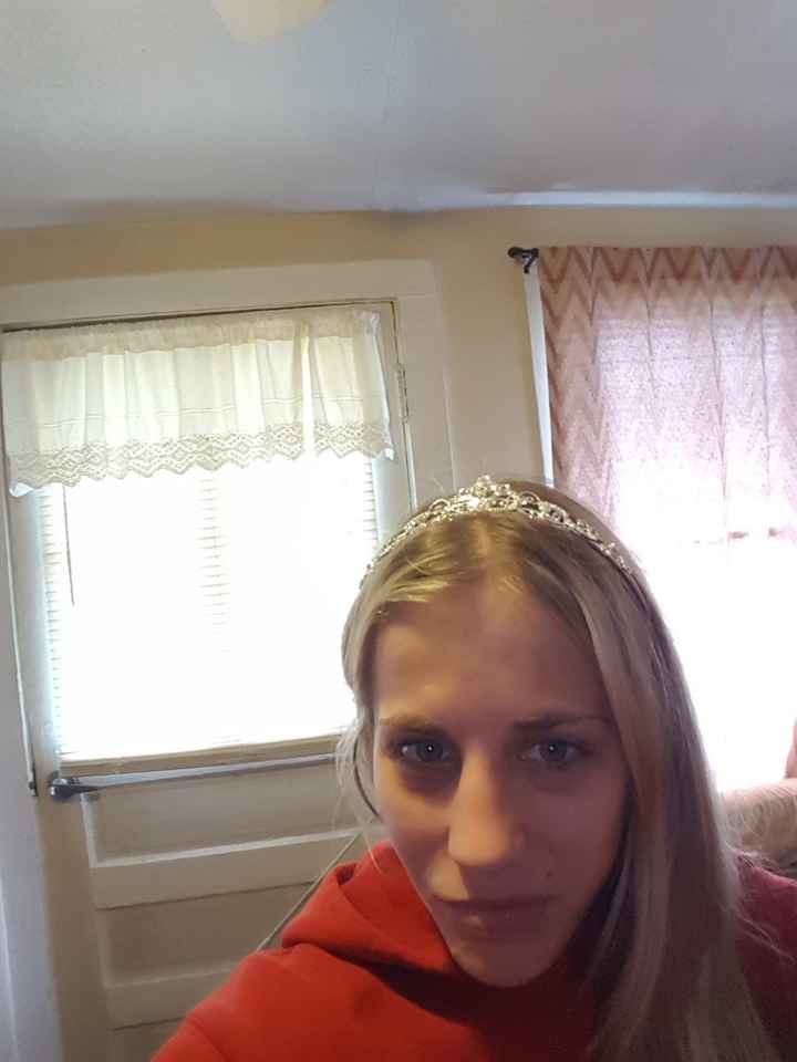 Got my headpiece in, not sure if I'm in love.