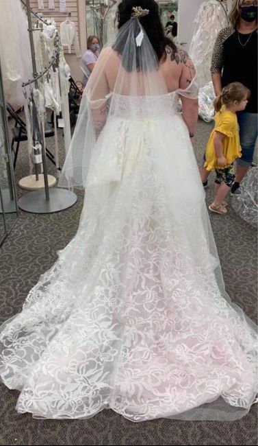 i found the dress....again! 🤪 4