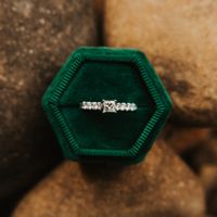 Brides of 2022! Show us your ring! - 1