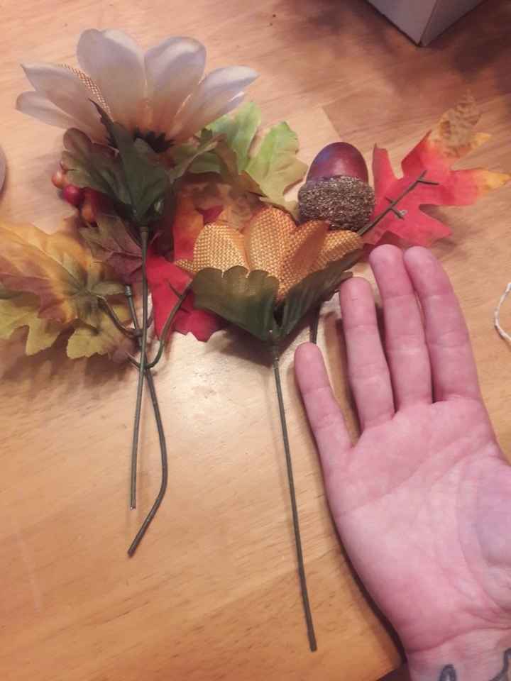 Short stemmed flowers - 1