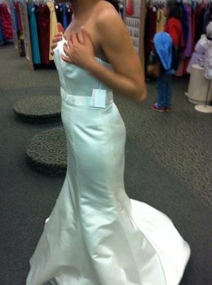 Lets see the dresses that DIDN'T make the cut :)
