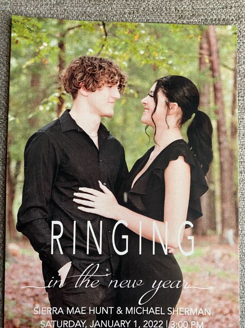 What to wear for engagement photos? Help 6