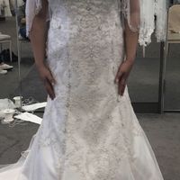 How comfortable should a wedding dress be? - 1