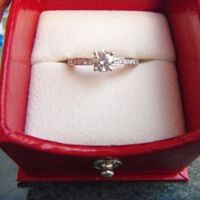 How did he propose & Show off dem raaangs!