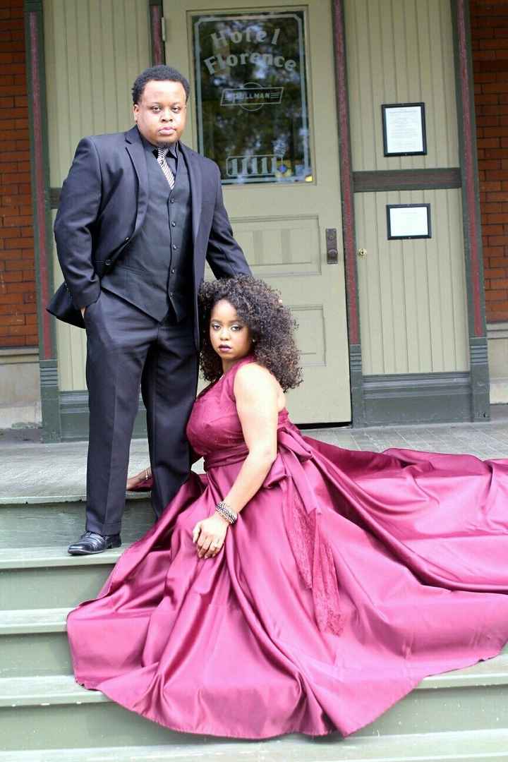 Got our  engagement pics in!