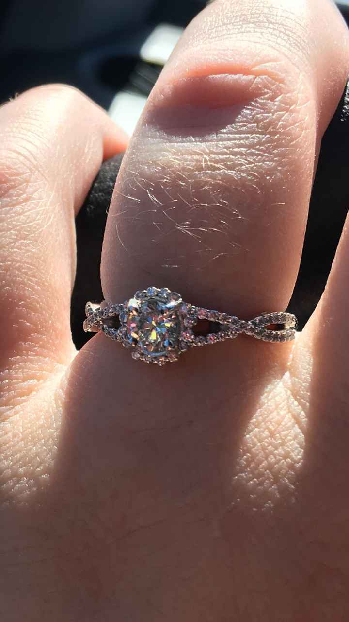 How many carats is your engagement ring? - 1
