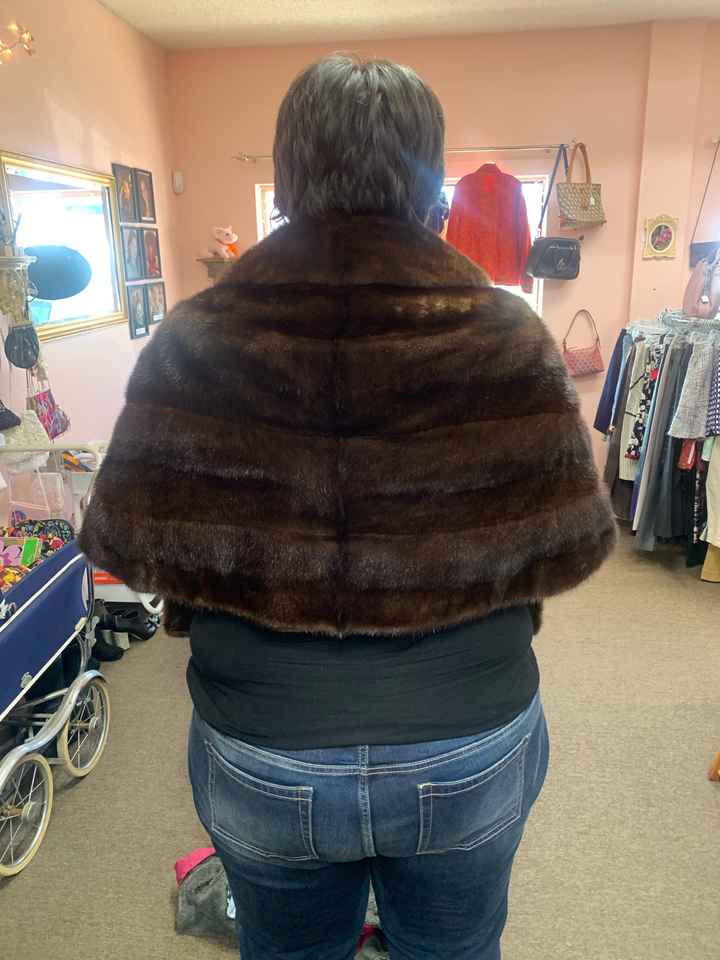 Show me your fur shrugs and does this fit? - 1