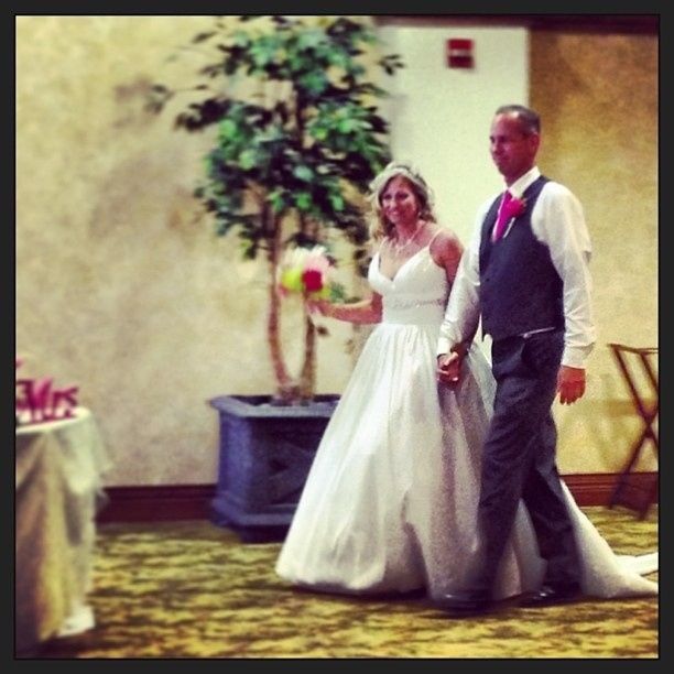 Back and married...update w pics. And more pics on page 2 and even more