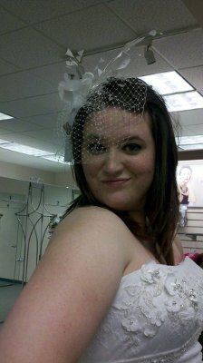 Went dress shopping [pics] and found THE church!! =]