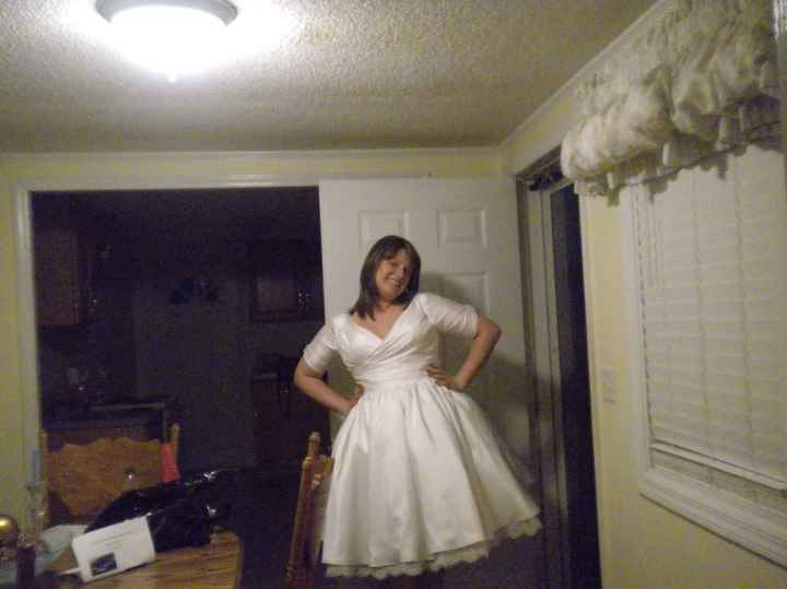 went MIA for awhile, but...MY DRESS IS HERE!!!