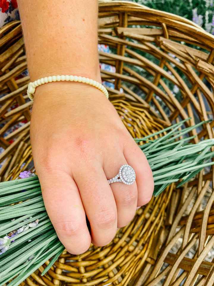 Brides of 2022! Show us your ring! - 1