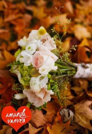 12.5 weeks later and we FINALLY got to see our wedding photos! PICS