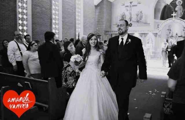 12.5 weeks later and we FINALLY got to see our wedding photos! PICS