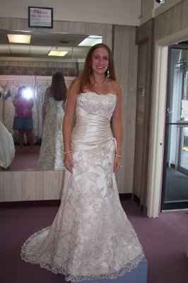 I got my veil today!  Its different...whatcha think?