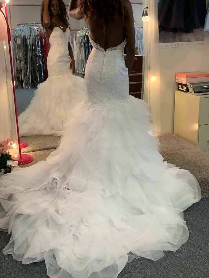 Why do they keep pulling this dress. 🤦🏾‍♀️ - 1