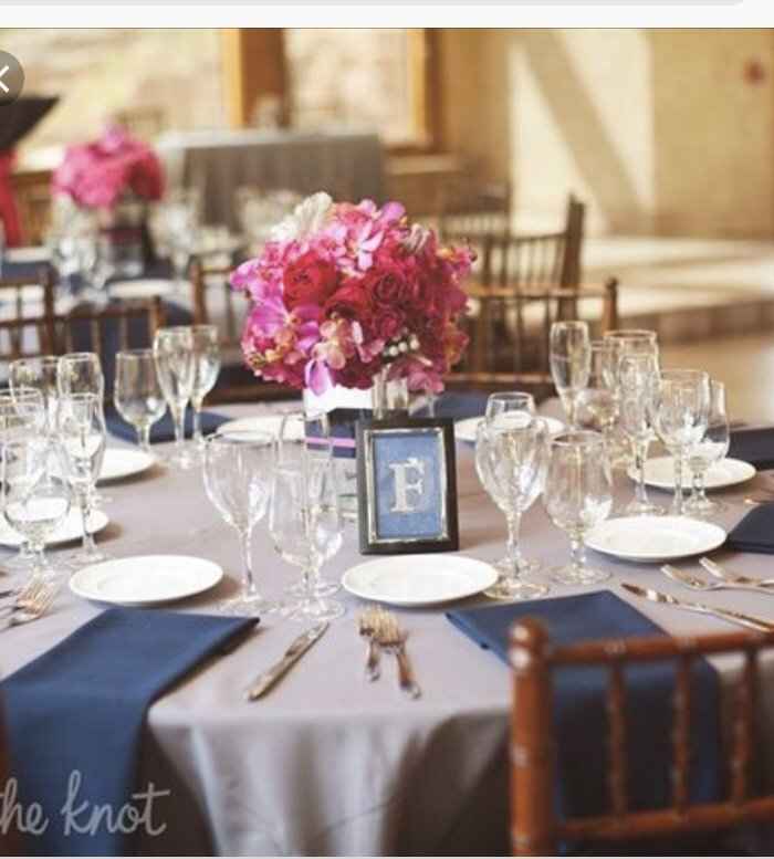 Undecided on tablecloths! 🤷🏼‍♀️ - 2