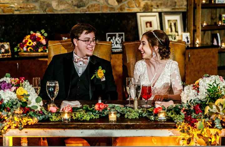 Sweetheart table or Bridal party table? - 1