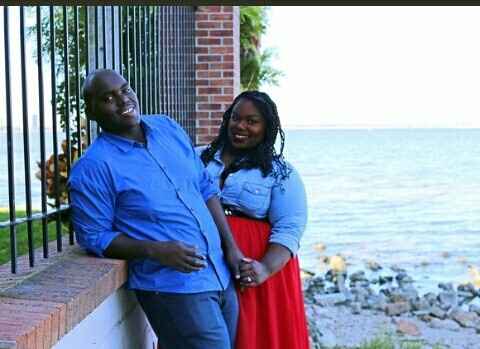 What to wear for the engagement session?
