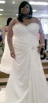 Gown (Help me pick)