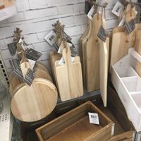 Ideas for cutting board table numbers