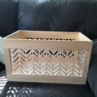 Can I see your baskets and boxes?