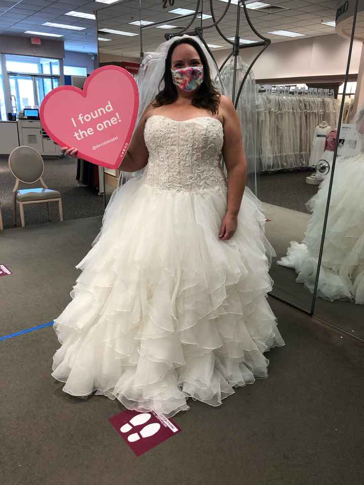 What color veil? And what do i do with old veil? - 1