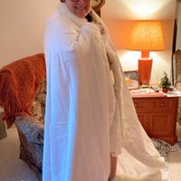 Cape and dress colors? - 1