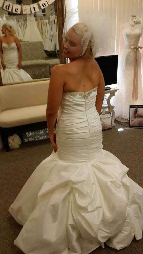 Show me your bustle!!!