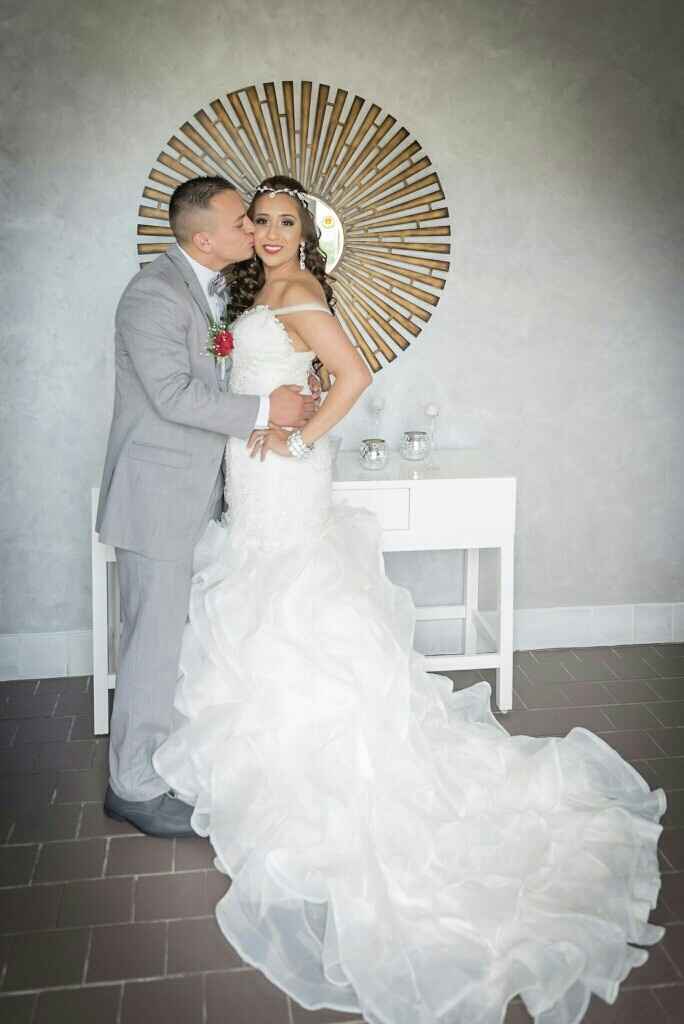 BAM!!! A couple wedding pix!