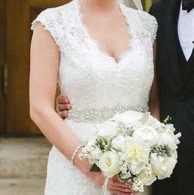 Almost same wedding dress as cousin, just found out and wedding is 3 weeks away!