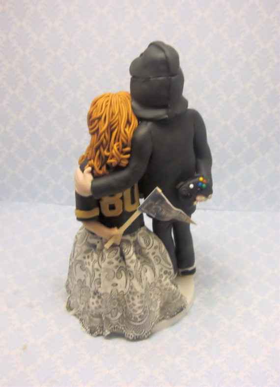 My ETSY cake topper is done!!!