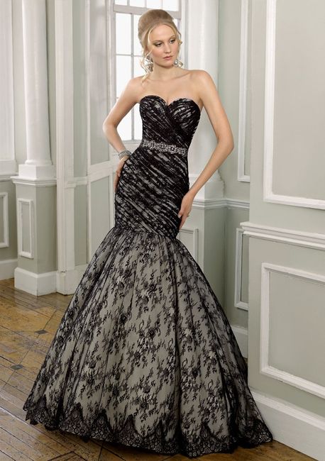 Show me your veil/dress