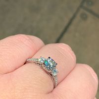 Brides of 2022! Show us your ring! - 1