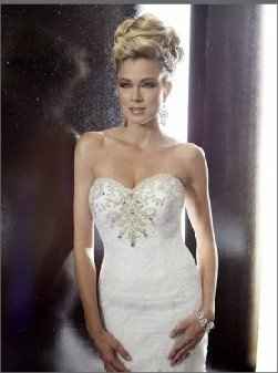 Hairstyles for this gorgeous dress ;)