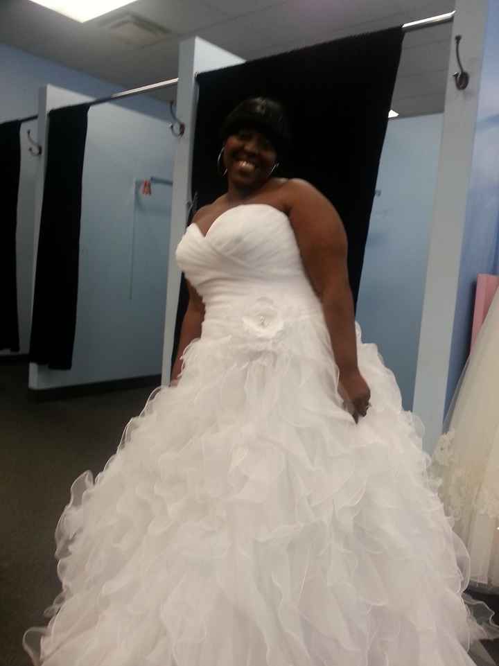 Any plus size brides out there???