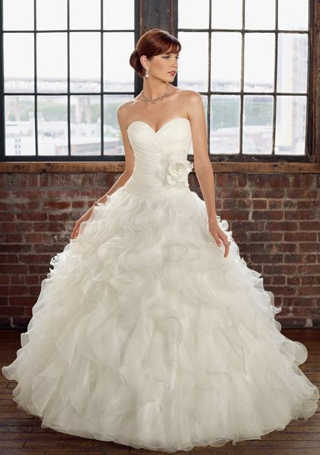 Deciding on a veil...(pics)