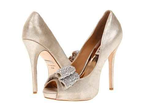 WANTED: Badgley Mischka Pumps & Vera Wang Luna Flats!
