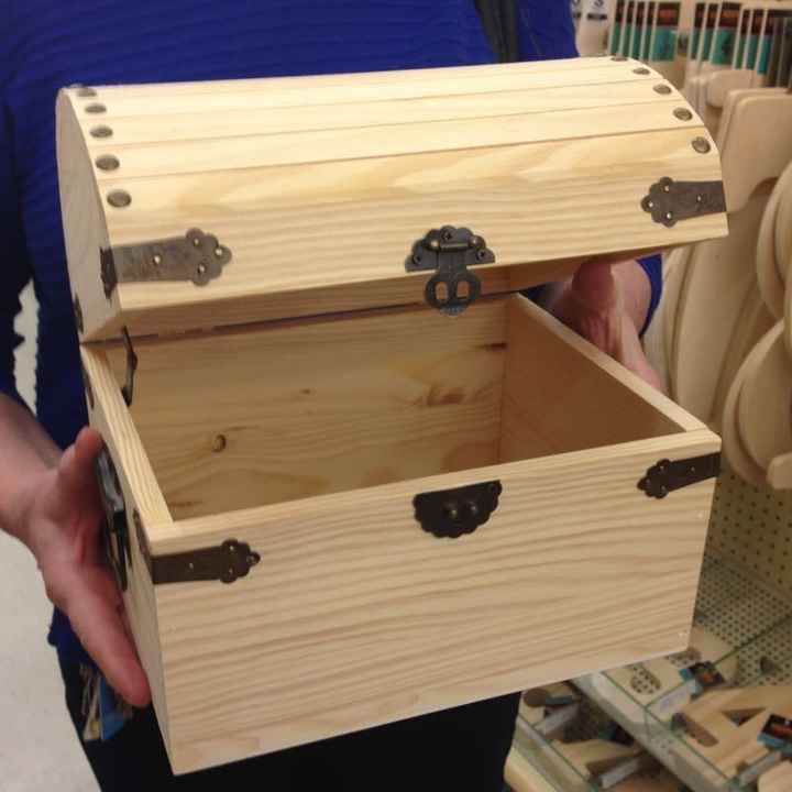 17 days left!! Need help with card box idea!!